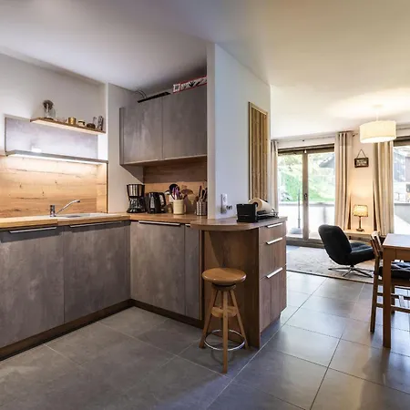 Cosy Au Centre Station, Proche Pistes, Parking, Wifi Apartment *